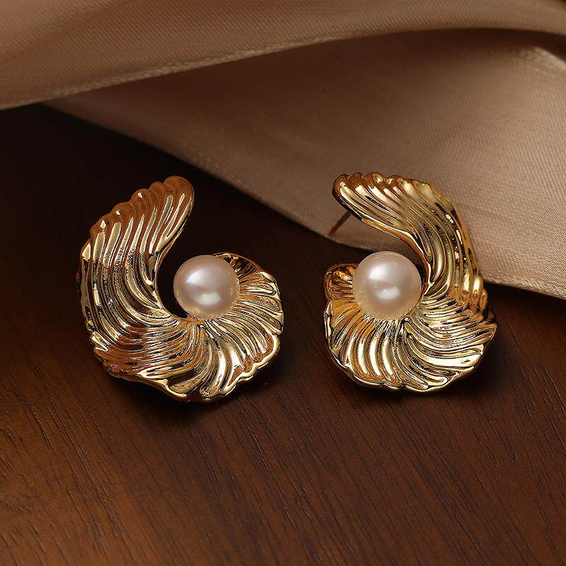 Fashion Irregular Metal Pearl Earrings – Spiral Design