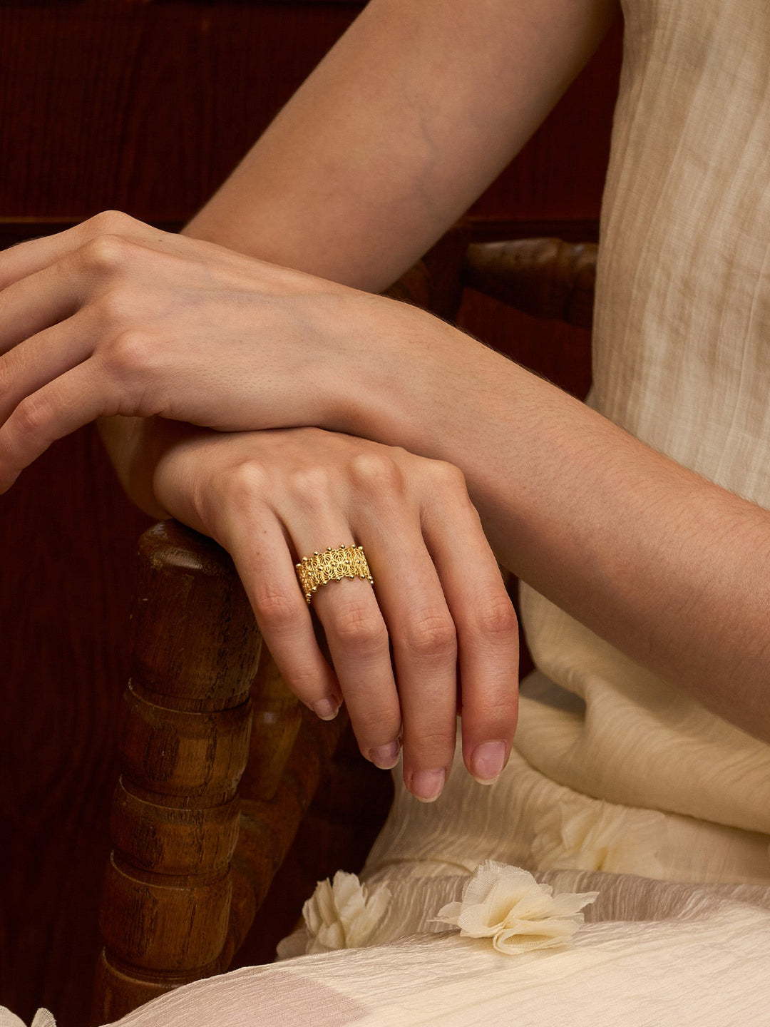 Monstera Heart Ring - Botanical Lace Band with Delicate Vine Details