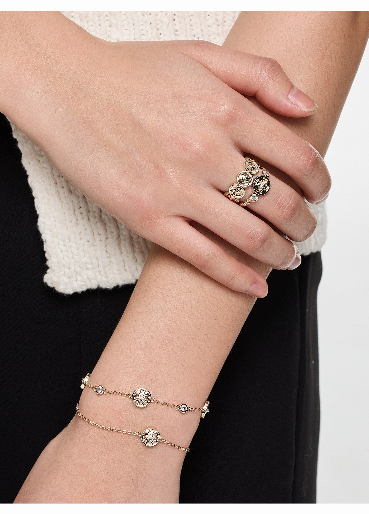 Button Series Minimalist Adjustable Pull-String Bracelet, Full Circle Korean-Style Elegant Design
