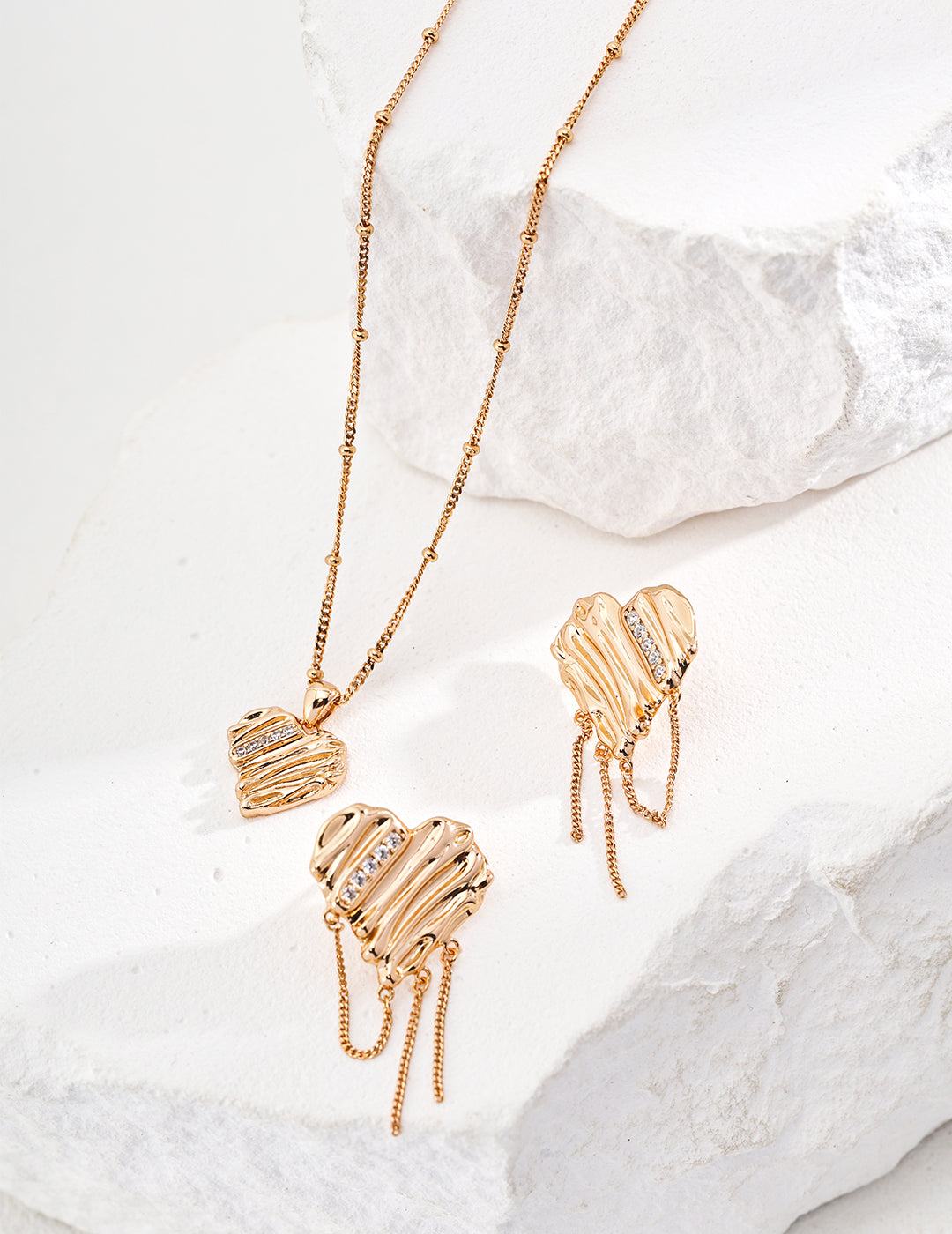 S925 Sterling Silver Minimalist Heart Necklace with Cubic Zirconia, Dainty Elegant Pendant Jewelry for Women