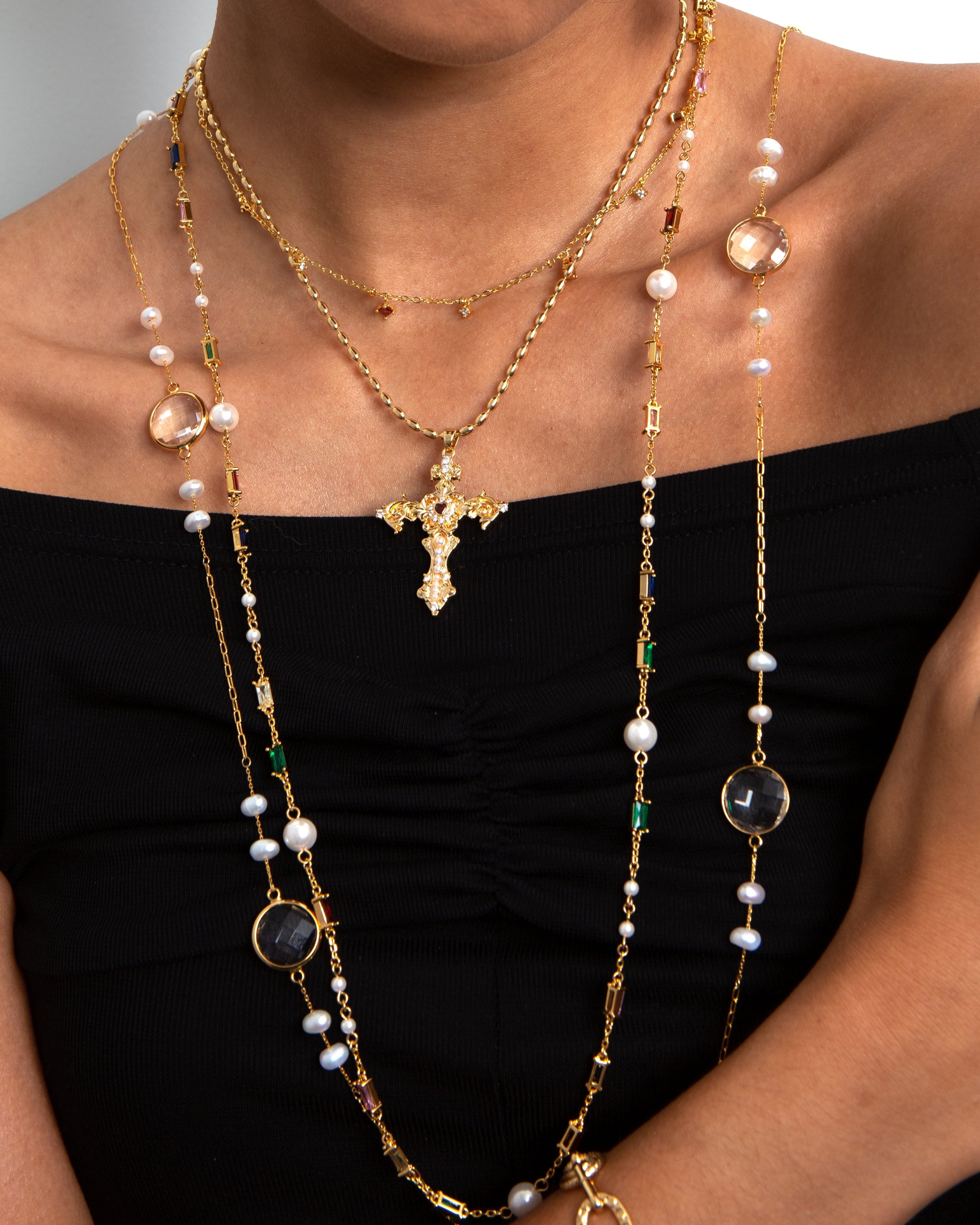 Gold Aphrodite Necklace