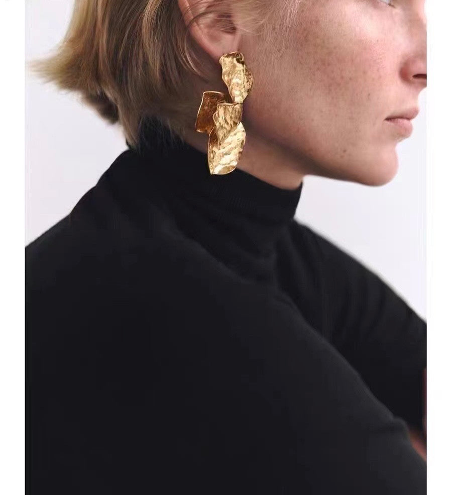 Metal Fan-Shaped Leaf Earrings Textured Statement Ear Studs