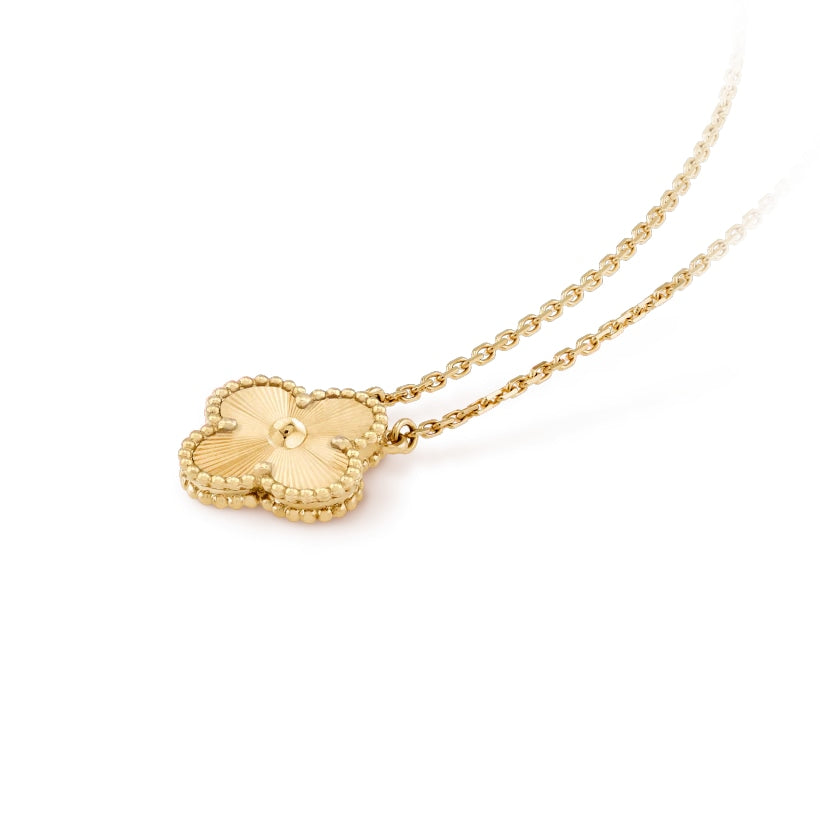 Wanderlust Studio Clover Leaf Necklace, 925 Silver, 18k Gold Plated