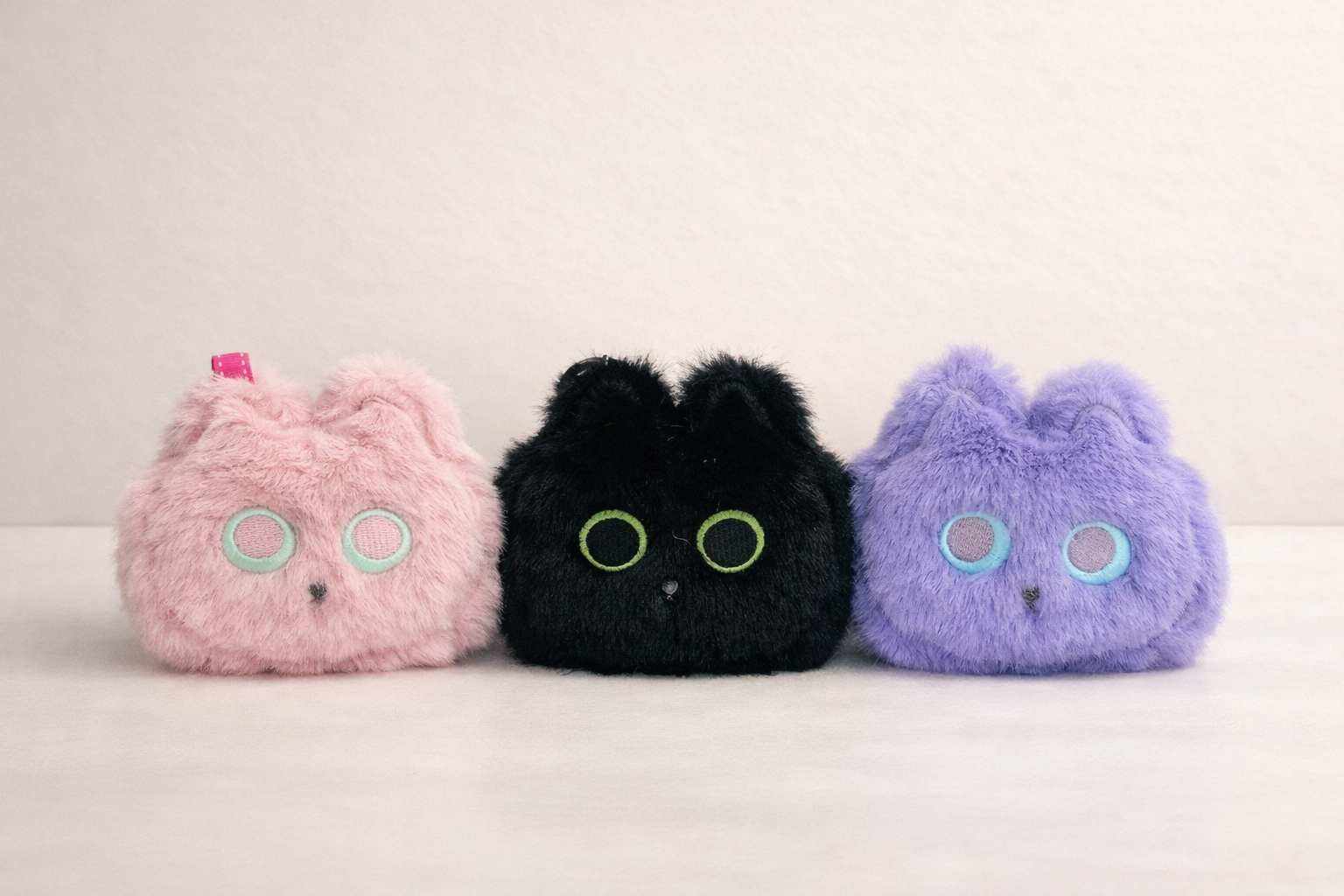 PONGPONG Scented Fluffy Bag Charm – A Soft Lucky Charm for Everyday Comfort