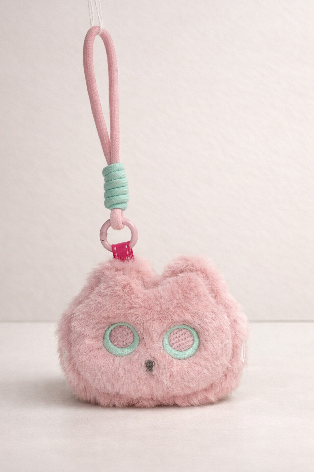 PONGPONG Scented Fluffy Bag Charm – A Soft Lucky Charm for Everyday Comfort