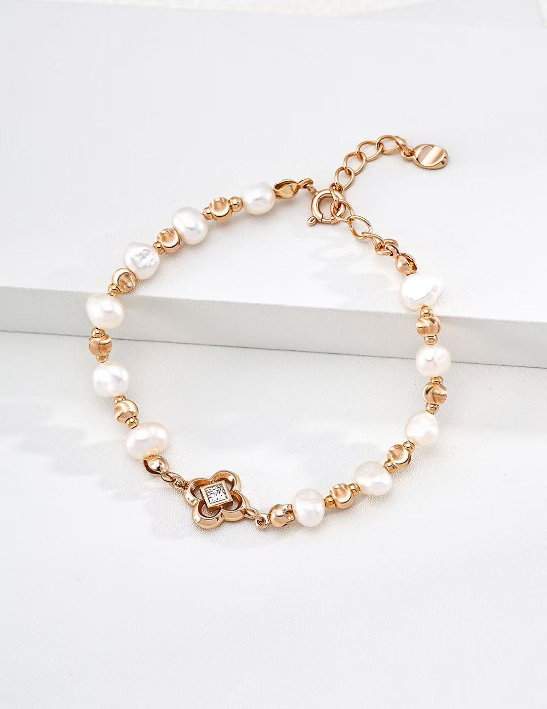 S925 Silver Pearl Four-Leaf Clover Charm Bracelet