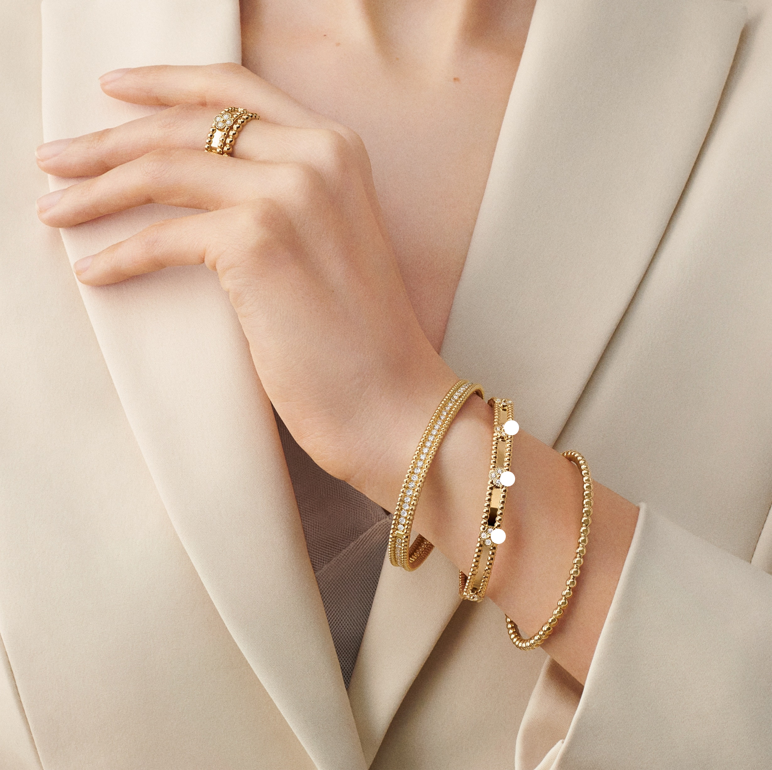 Sweet Perlee Clovers Bracelet,18k Gold Plated