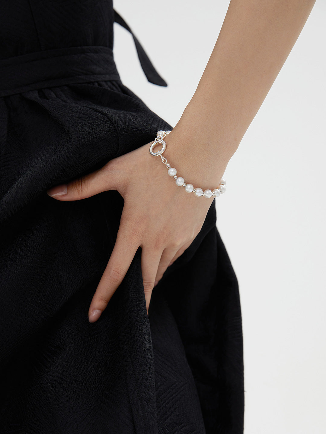 Wanderlust Studio Designer Collection Pearl Chain Bracelet