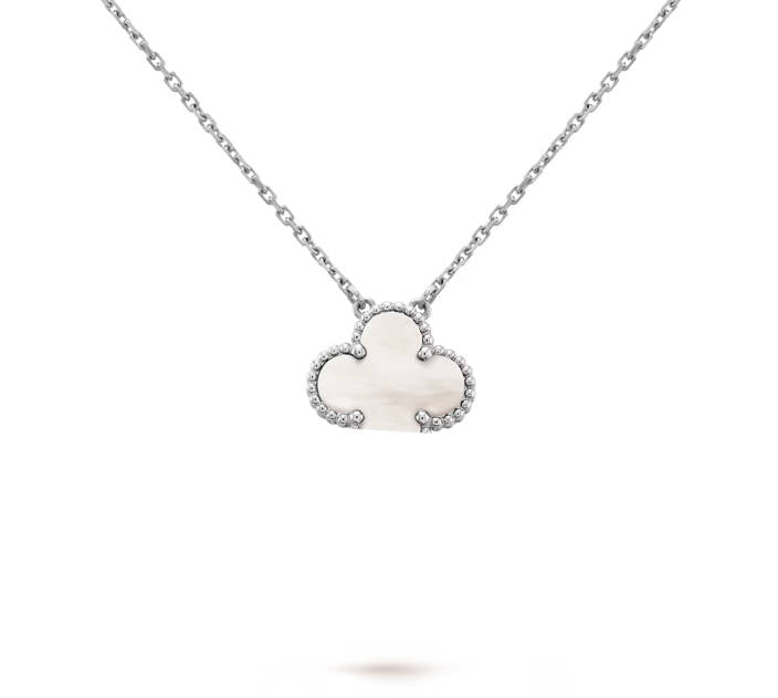 Wanderlust Studio Clover Leaf Necklace, 925 Silver, 18k Gold Plated
